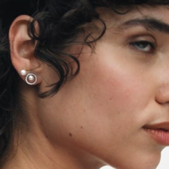 Pandora Treated Freshwater Cultured Pearl & Pavé Halo Stud Earrings NWT - Picture 2 of 3